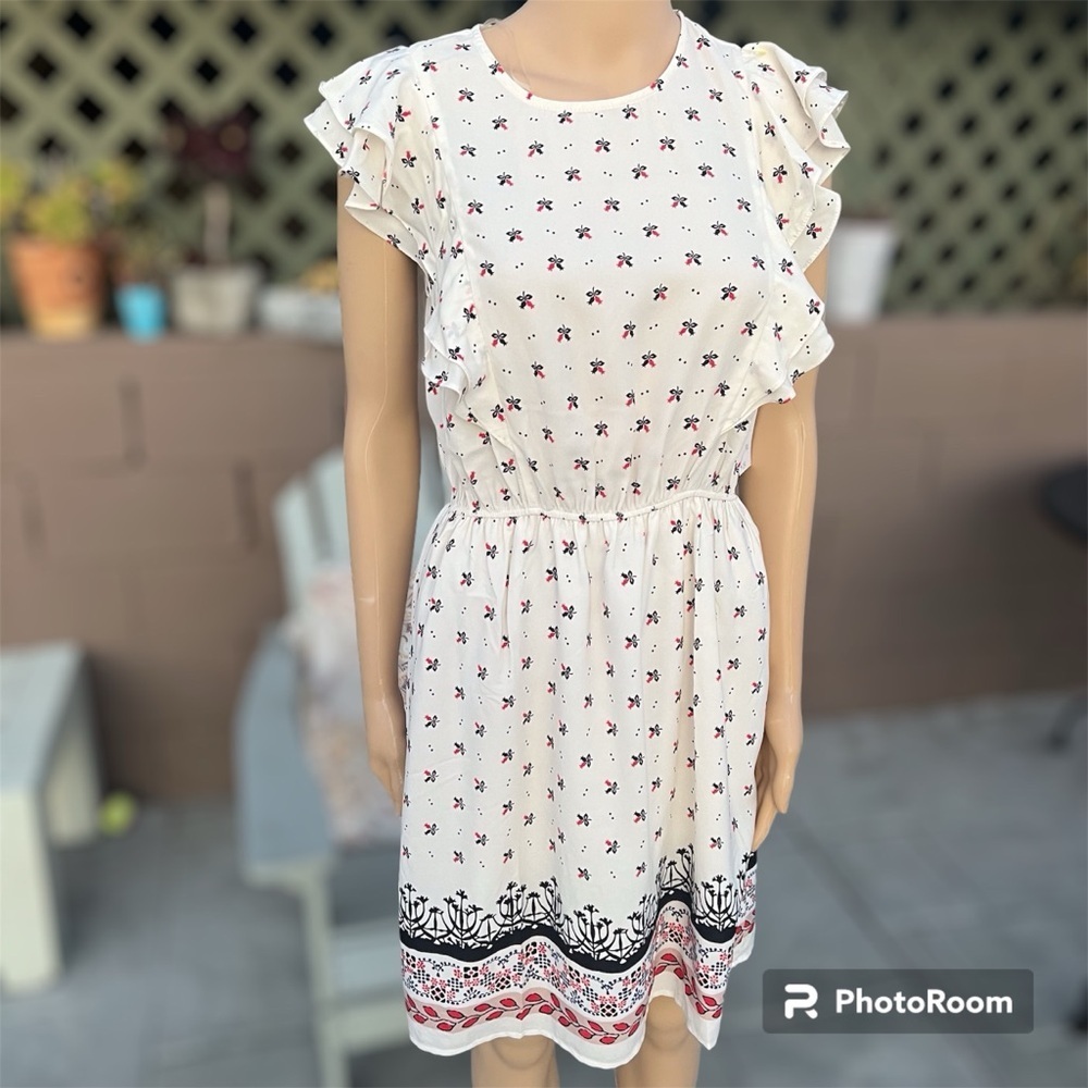 White Floral Ruffle Sleeve Summer Dress